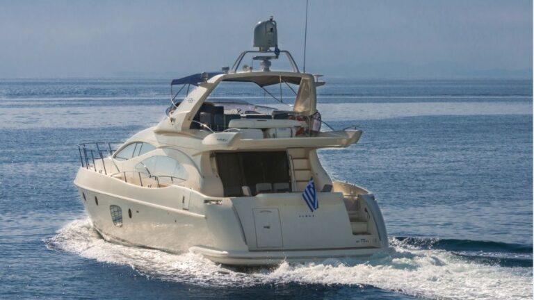 Motor Yacht Rental in Barcelona